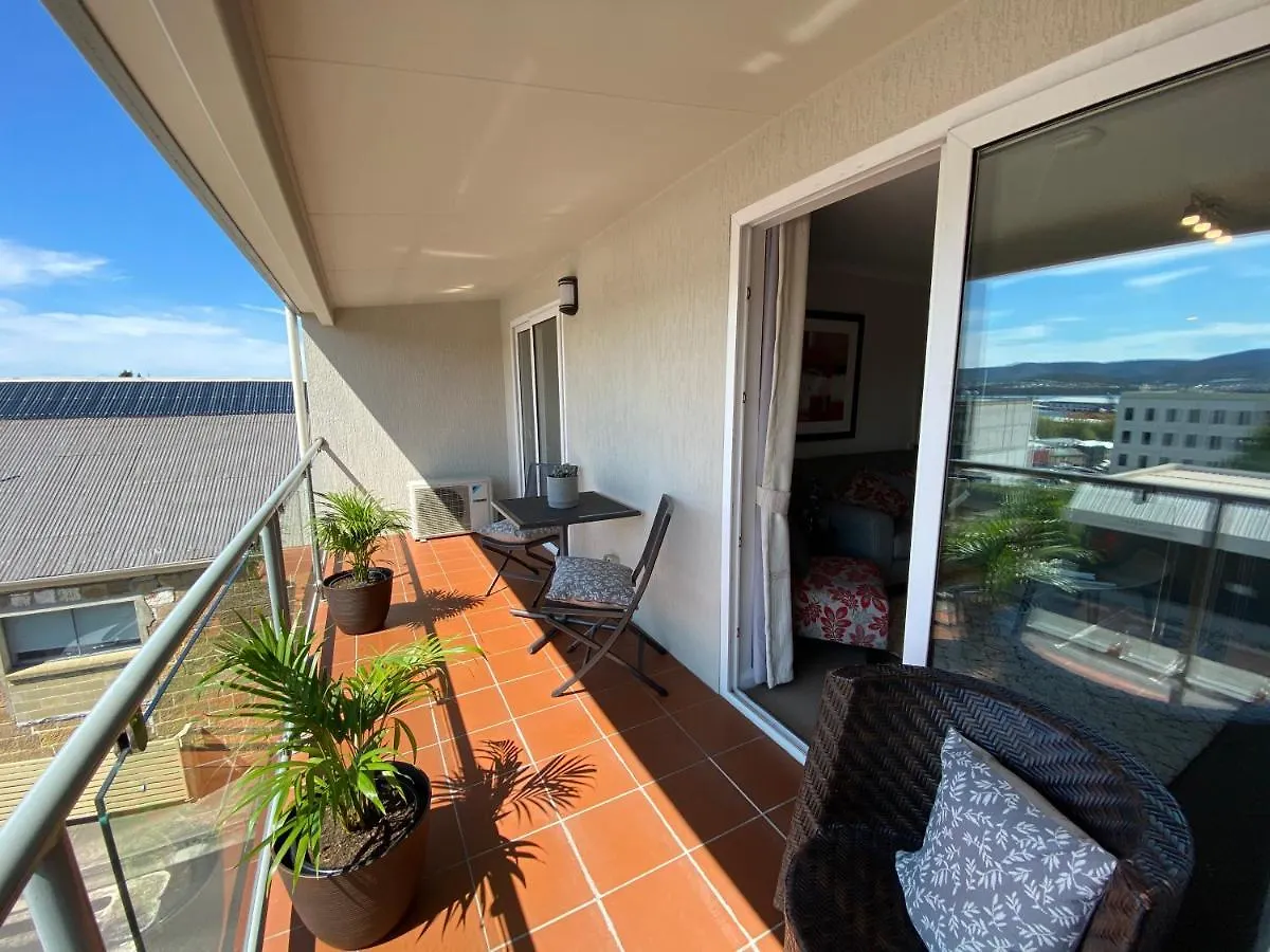 Battery Point Apartment On Hampden Hobart
