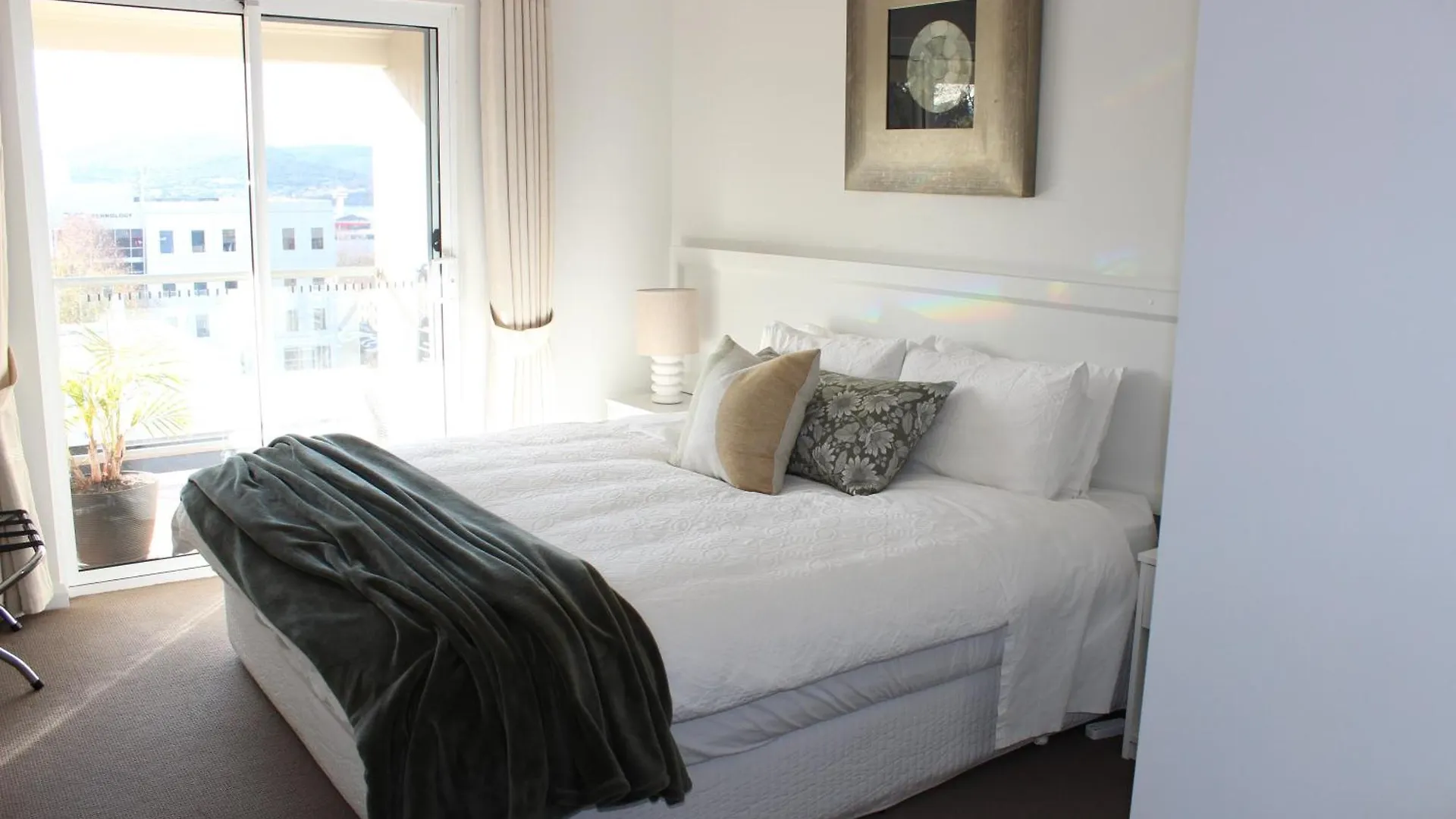 Battery Point Apartment On Hampden Hobart